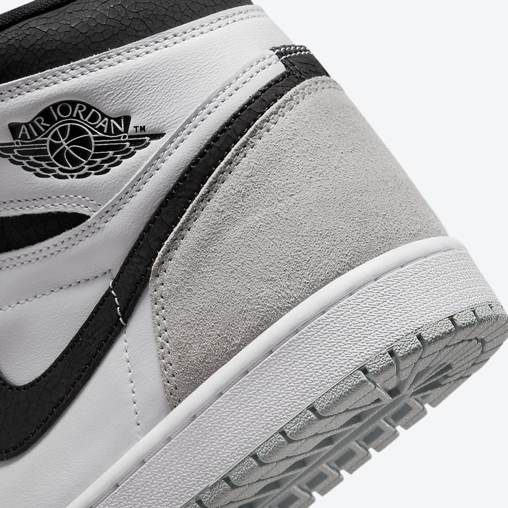 Jordan 1 Retro High OG Bleached Coral