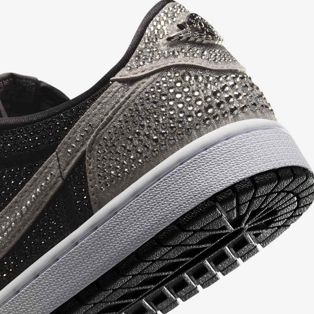 Jordan 1 Retro Low OG Swarovski Stealth (W)