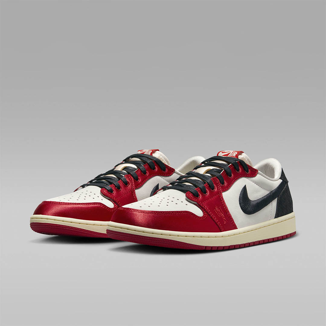 Jordan 1 Retro Low OG Trophy Room Away