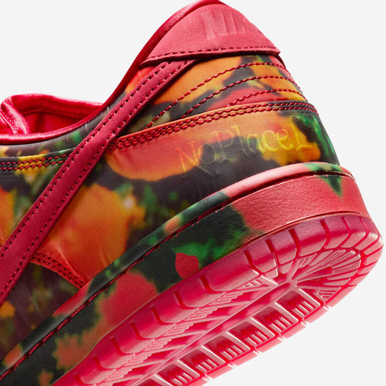 Dunk Low The Wizard of Oz Poppy Field