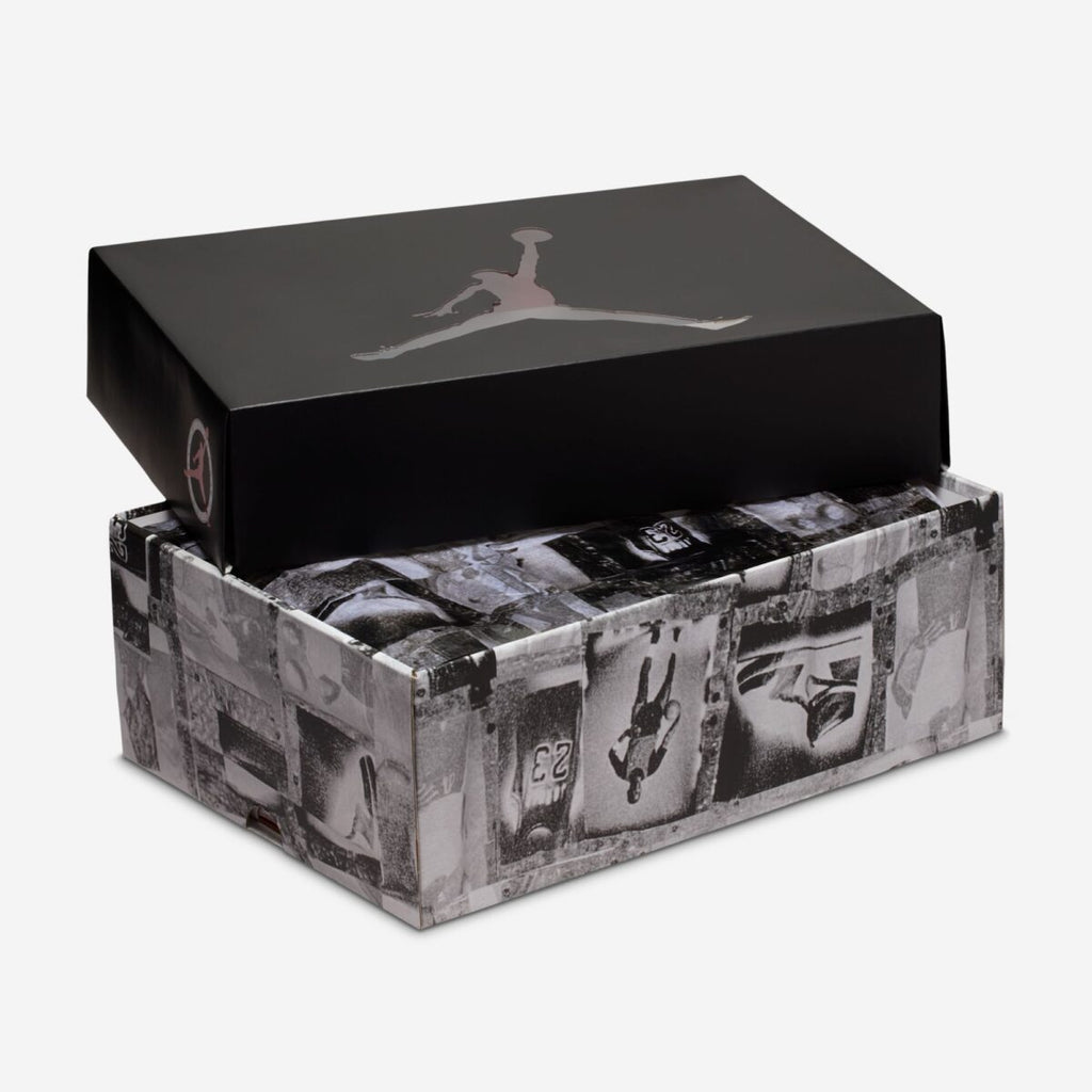 Jordan 4 Retro OG Flight Club