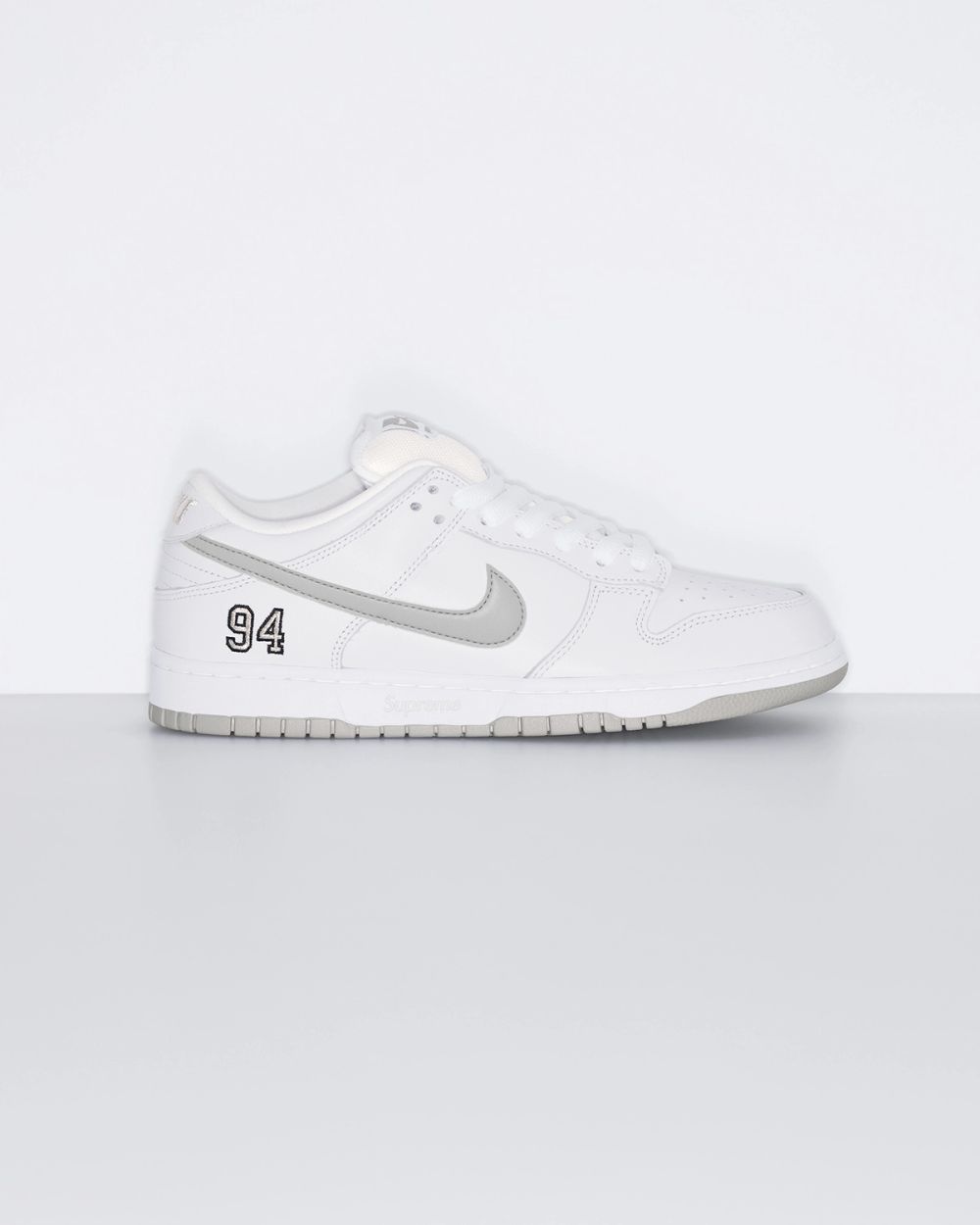 Dunk Low Supreme 94 White Metallic Silver