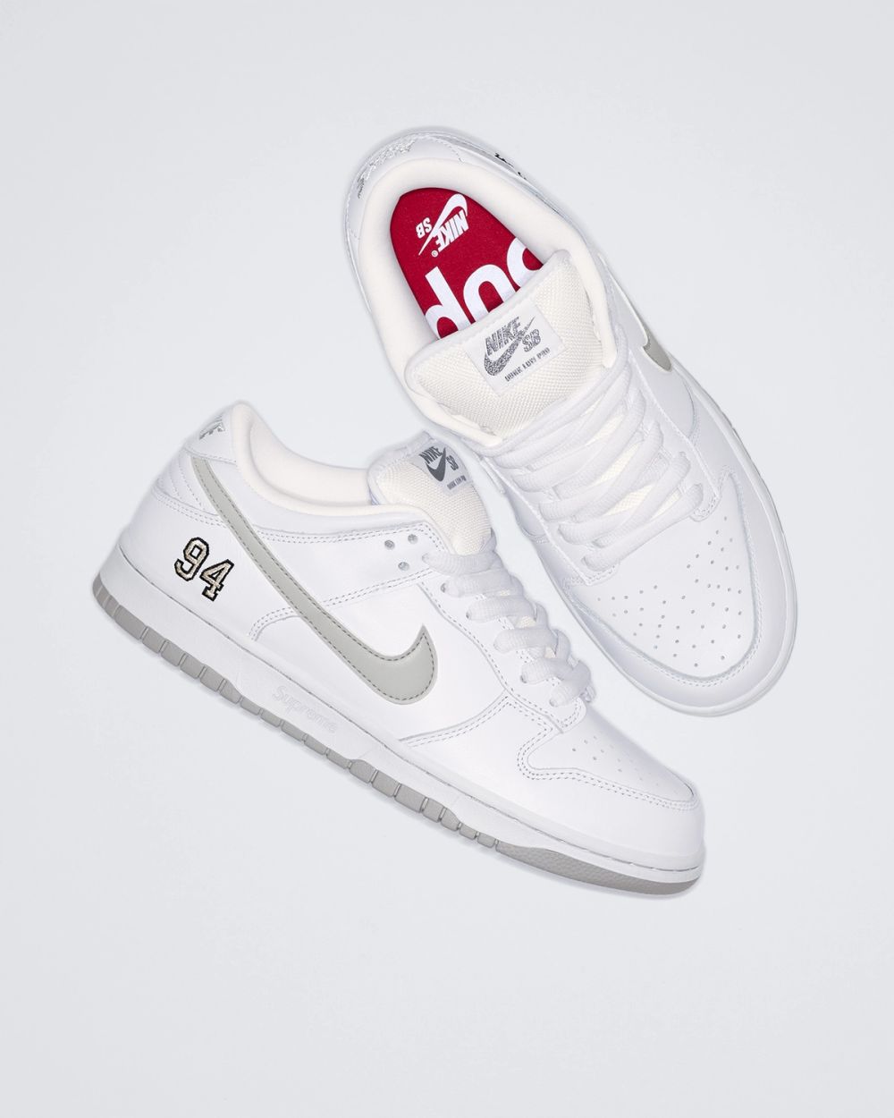 Dunk Low Supreme 94 White Metallic Silver